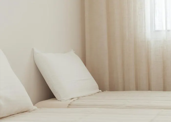 Bossa Boutique - Spacious 2br Готель *