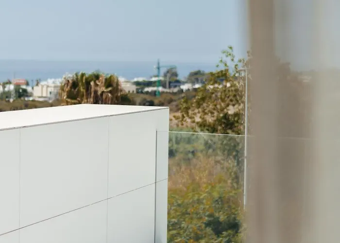 Bossa Boutique - Spacious 2br Otel